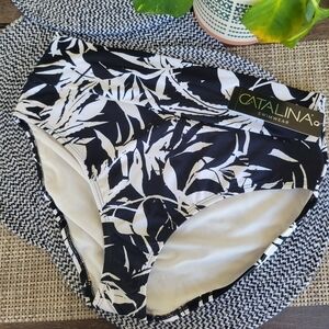 NWT Catalina Swimwear bikini bottoms!